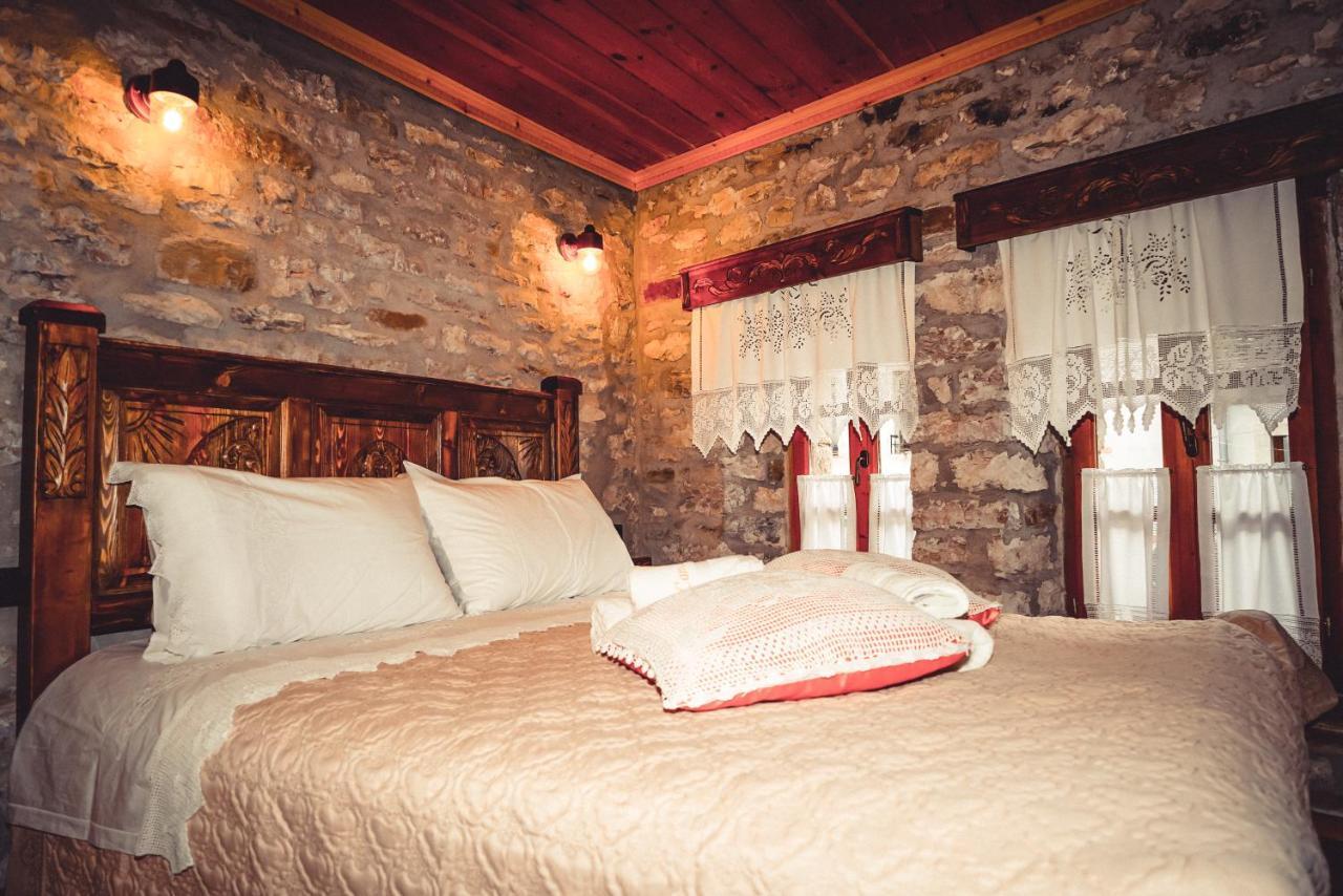 Medieval Rooms Гірокастра Екстер'єр фото