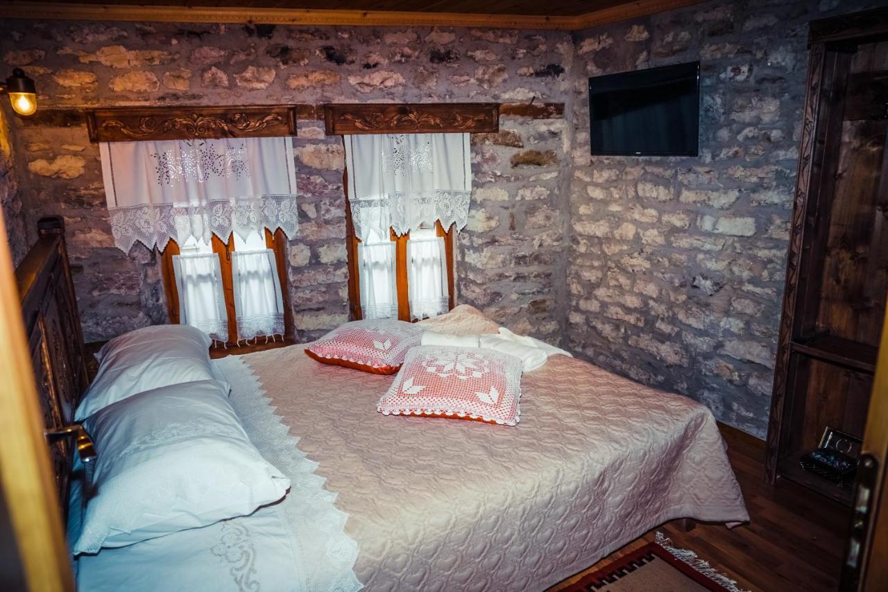 Medieval Rooms Гірокастра Екстер'єр фото